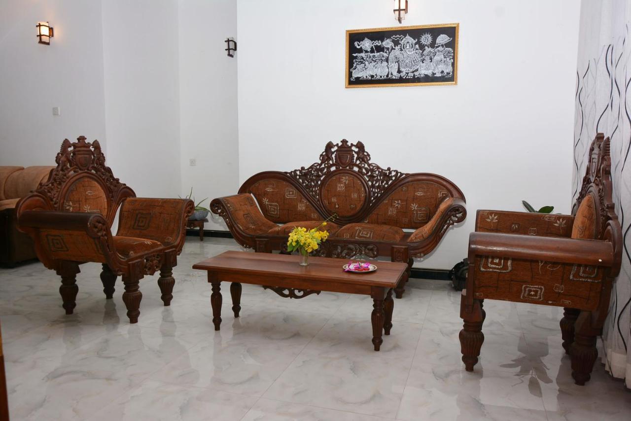 Ehala Family Rest Hotel Анурадхапура Екстериор снимка