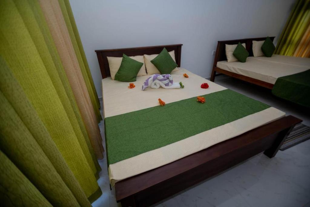 Ehala Family Rest Hotel Анурадхапура Екстериор снимка