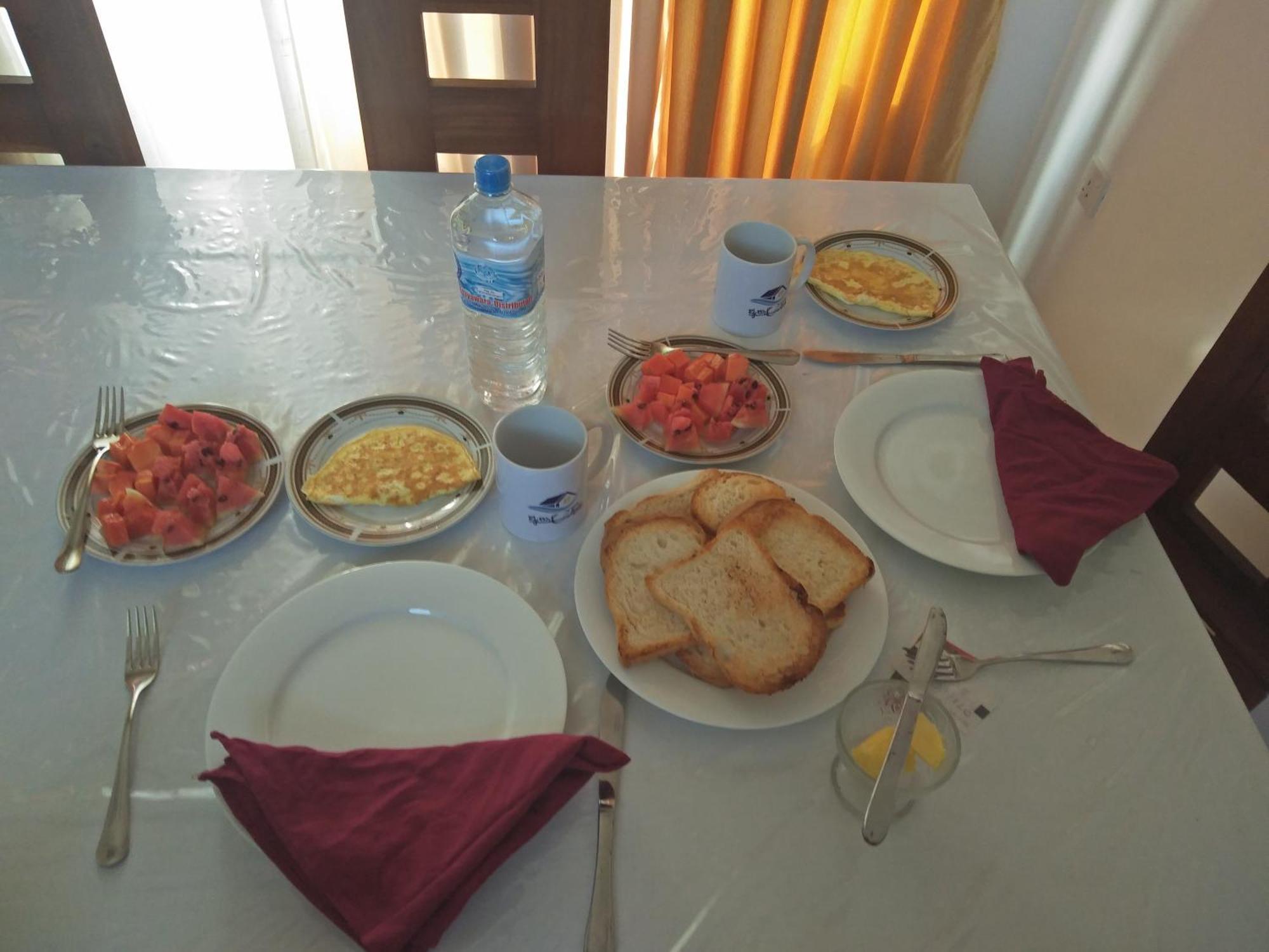 Ehala Family Rest Hotel Анурадхапура Екстериор снимка